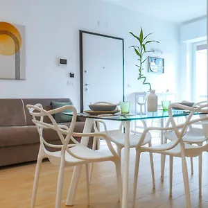 Rossani Suites&aparts , Bari Italia